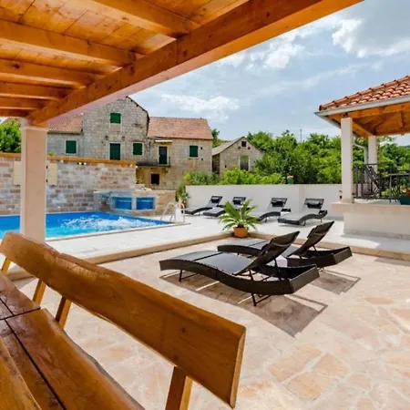 Villa David Brač Island